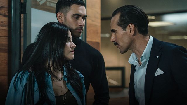 Este actor de 'Oscuro deseo' explica por qué no habrá tercera temporada de la serie de Netflix noticias imagen