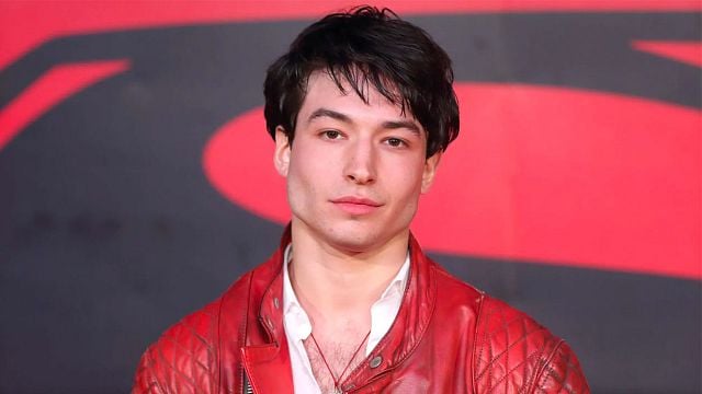 Ezra Miller podría seguir en 'The Flash' y 'Animales Fantásticos' a pesar de sus arrestos noticias imagen