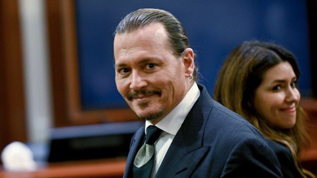 Johnny Depp se burla de la abogada de Amber Heard en el juicio