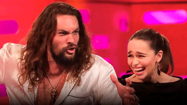 La vez que Emilia Clarke reveló el tamaño del pene de Jason Momoa noticias imagen