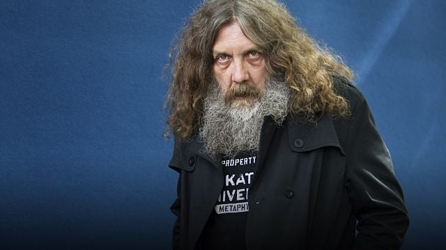 Alan Moore, creador de 'Watchmen', cree que los superhéroes son precursores del fascismo noticias imagen