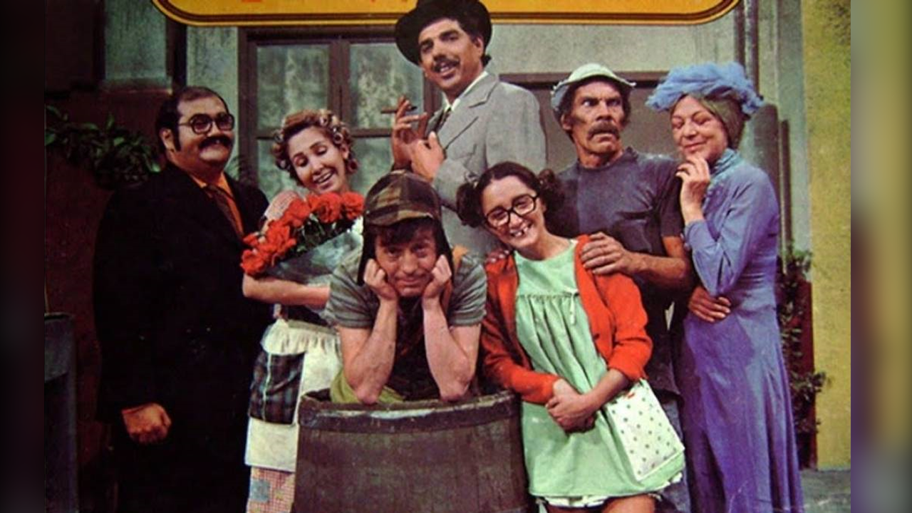 Algunos de los personajes de la serie de Chespirito.