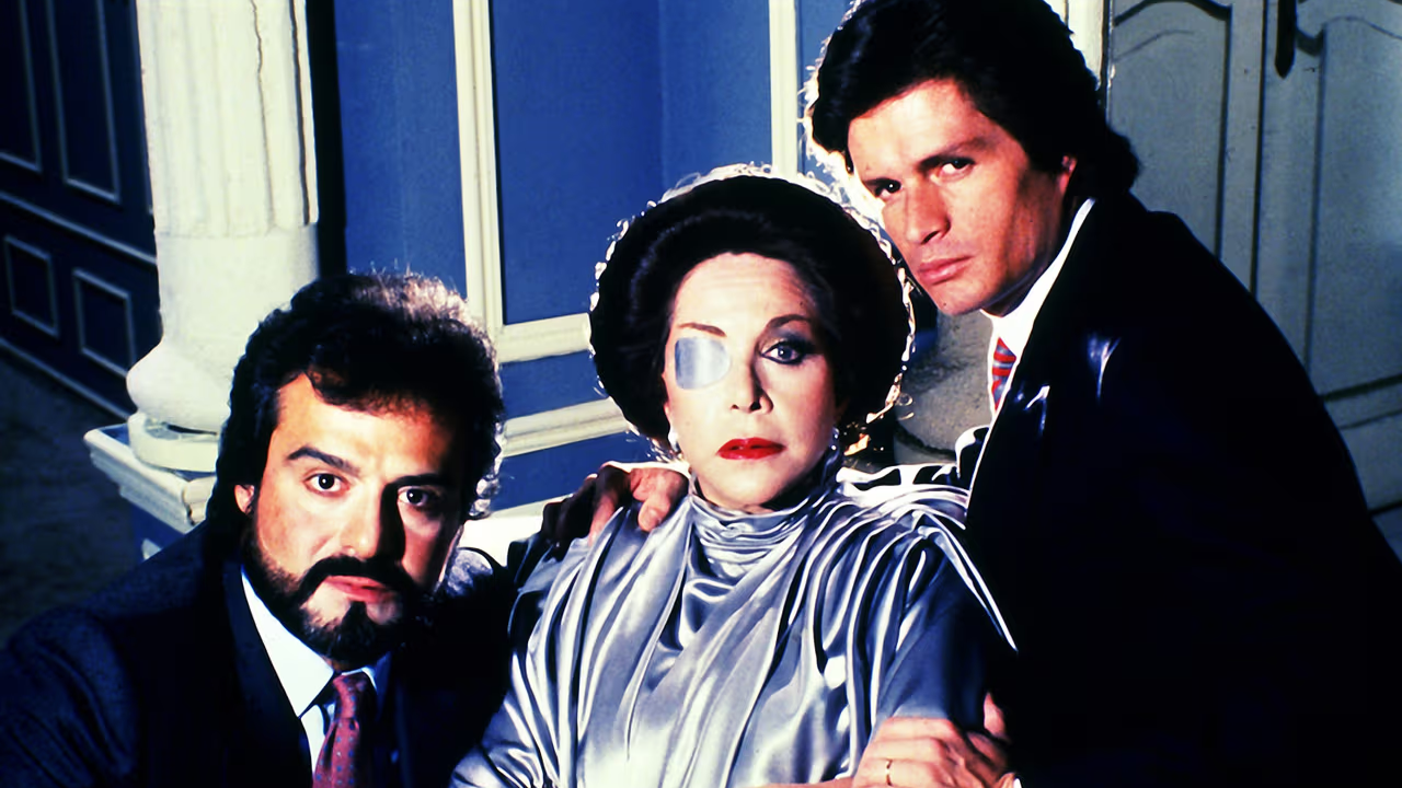 Gonzalo Vega, María Rubio y Alejandro Camacho.