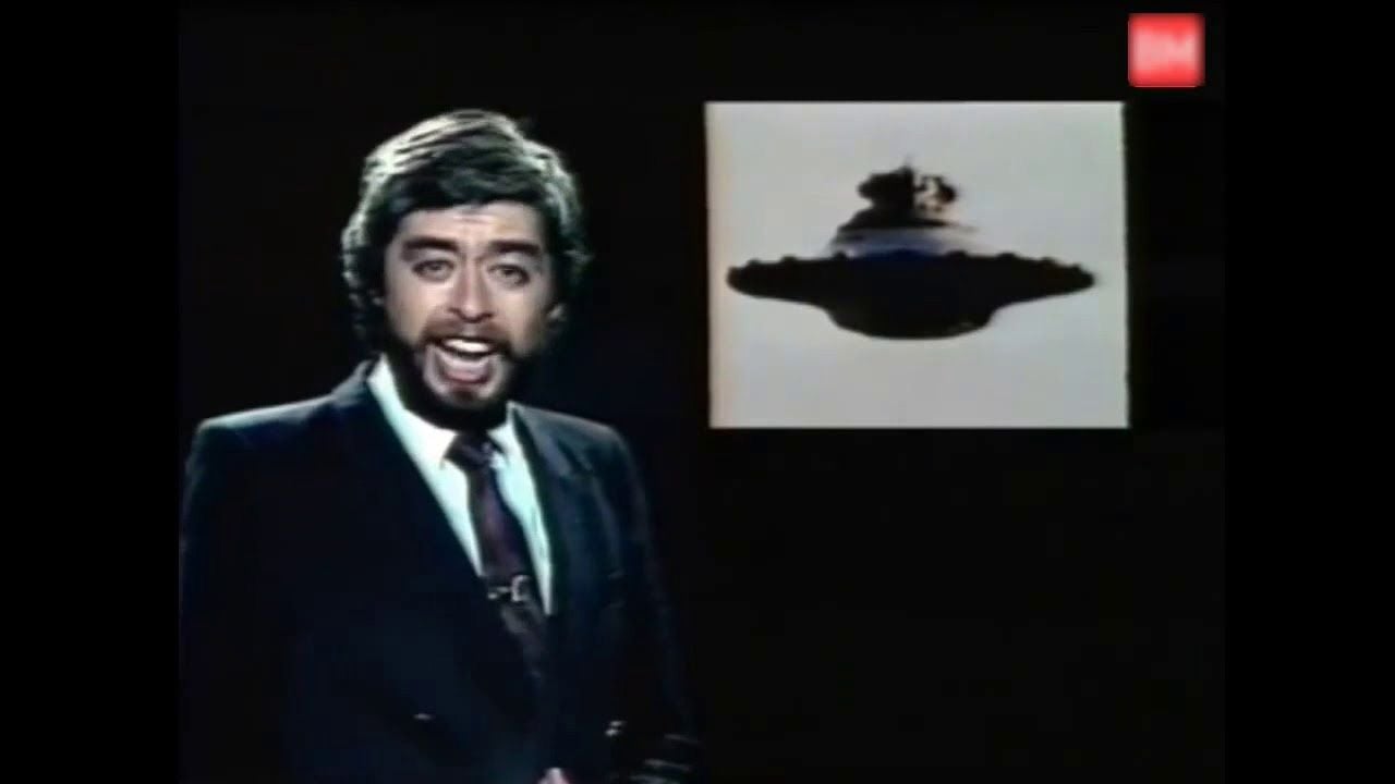 Jaime Maussan como presentador de '60 Minutos'.