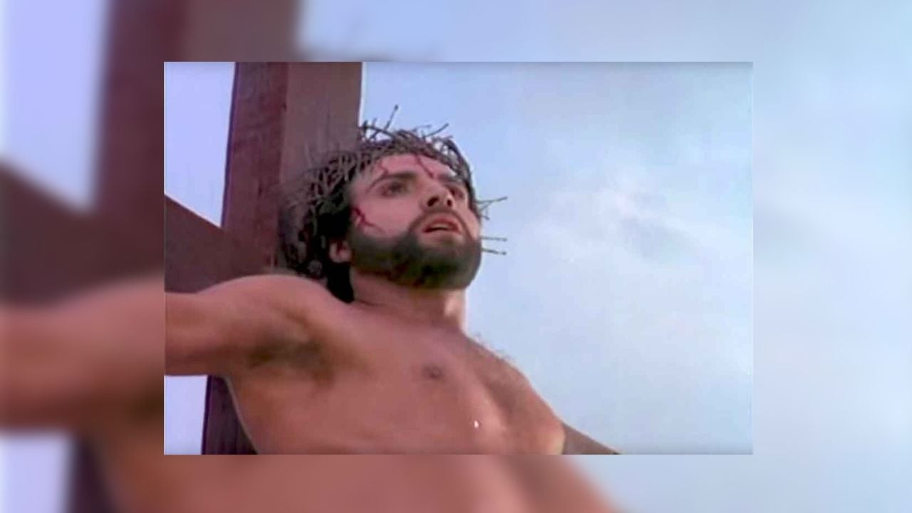 Carlos Piñar interpretando a Jesús. 