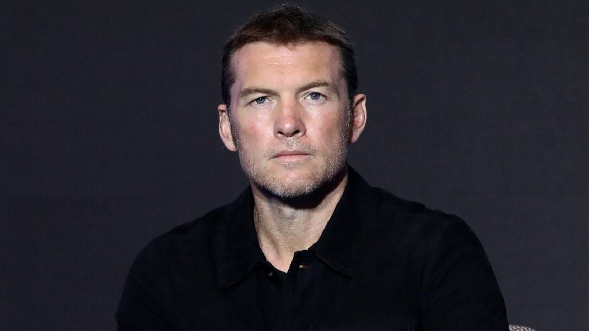 Sam Worthington pensó que los poderes del superhéroe eran ridículos