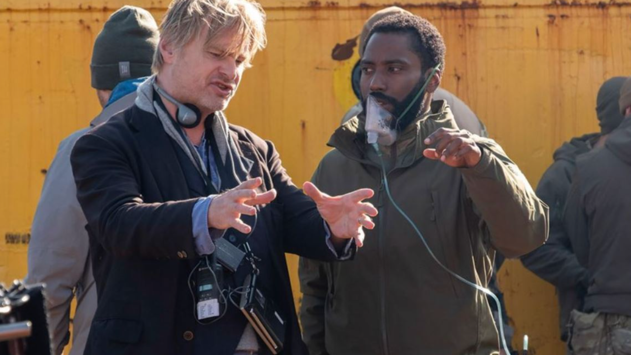 Christopher Nolan y John David Washington en grabaciones de la cinta  'Tenet'. 