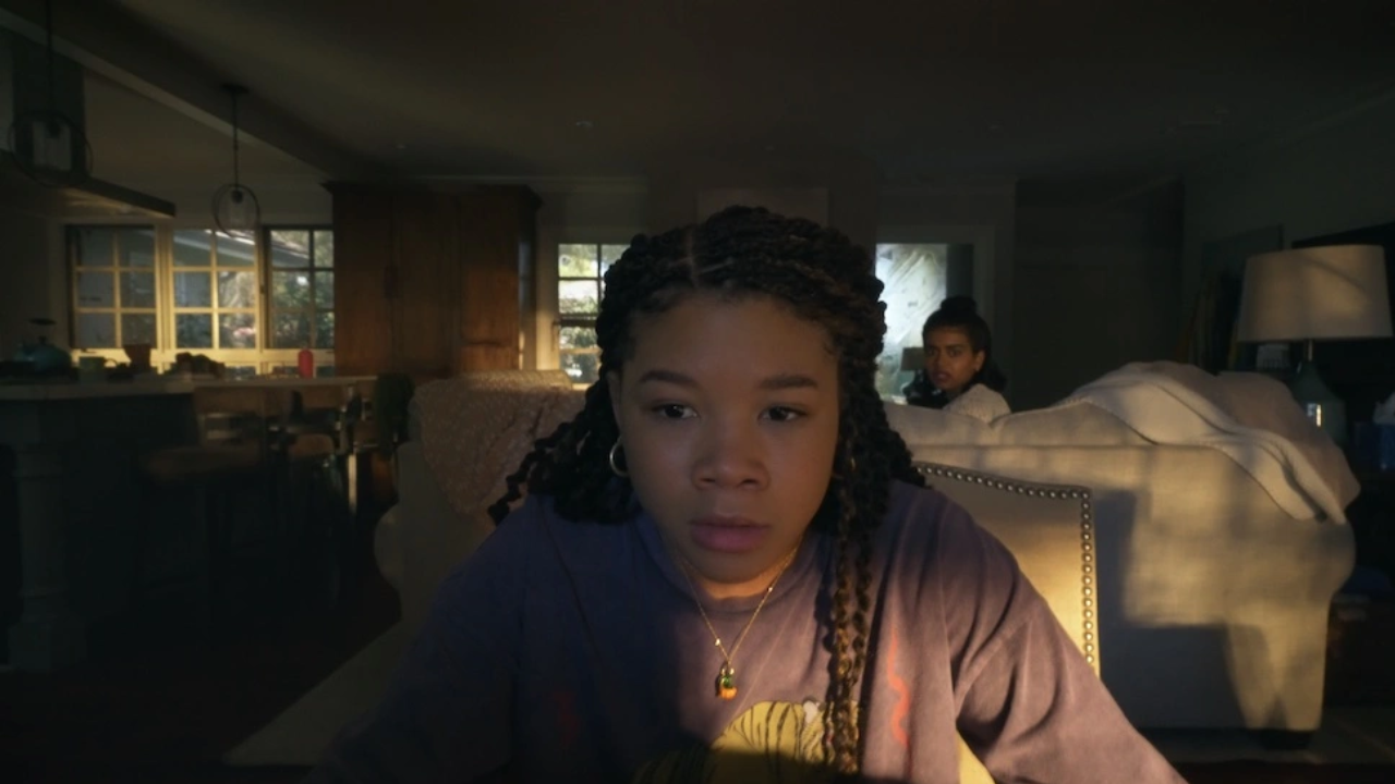 Storm Reid en 'Desconectada'.