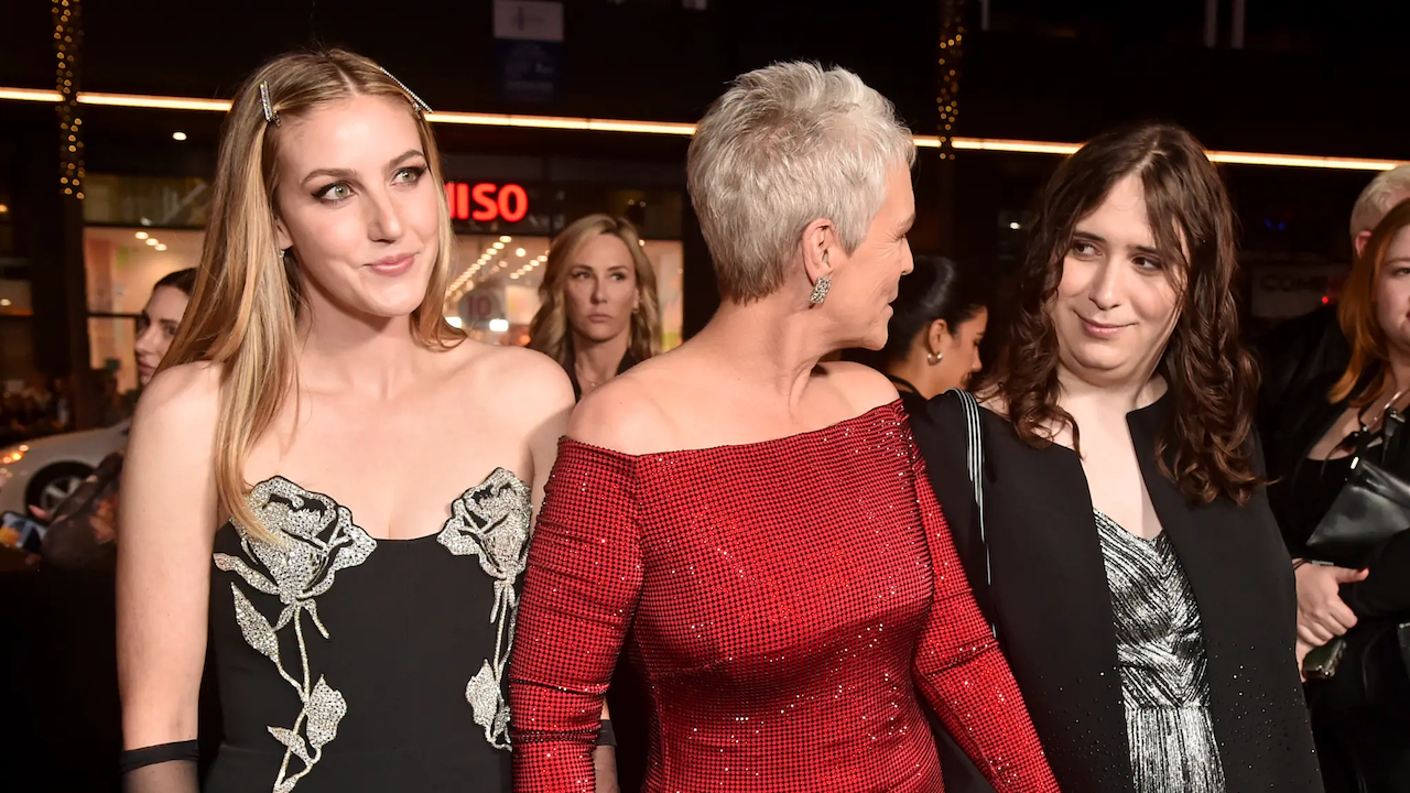 Jamie Lee Curtis y sus dos hijas.