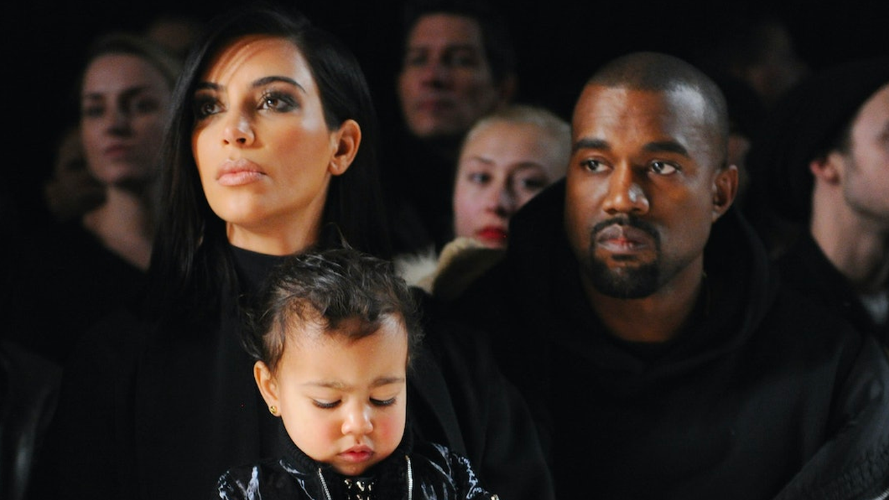 Kanye West recién fue acusado por revelar la ubicación de la escuela de sus hijos.