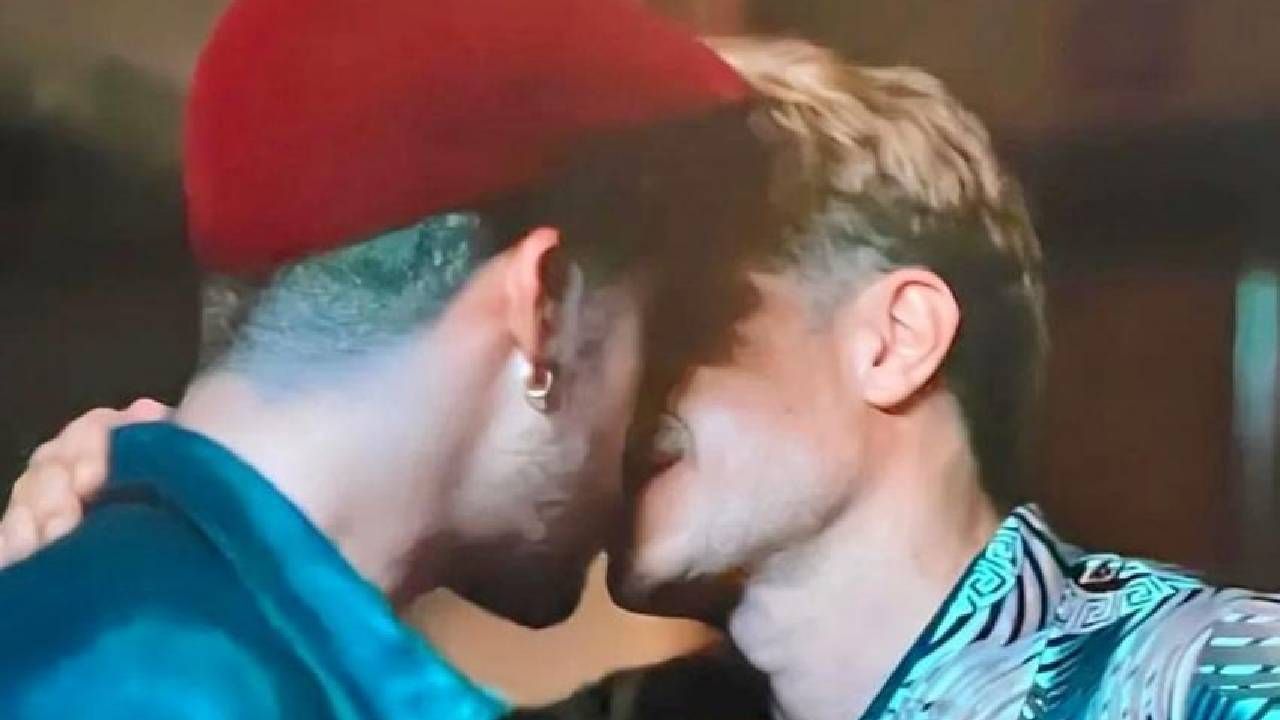 Bad Bunny y Gael García Bernal en 'Cassandro'