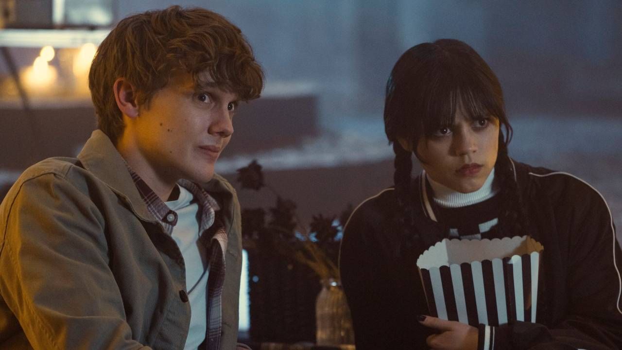 Jenna odia la existencia del triángulo amoroso con Merlina