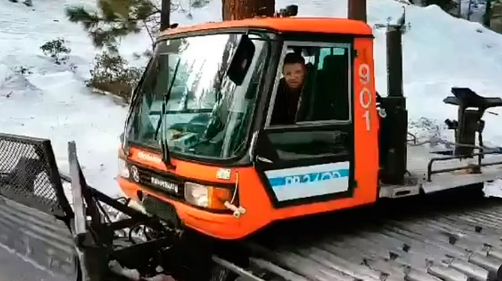 Este es el vehículo que arrolló a Jeremy Renner