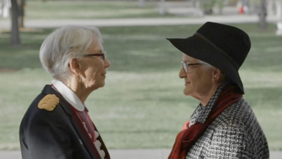 Surviving the Silence : Foto