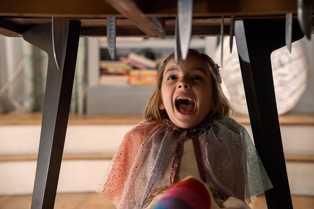 Madre Siniestra : Foto Arabella Olivia Clark, Jay Duplass