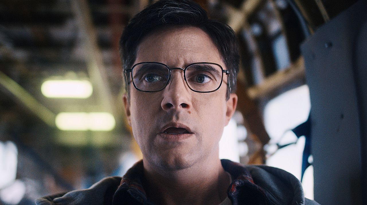 Amenaza en el aire : Foto Topher Grace