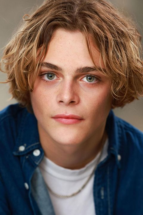 Póster Billy Barratt