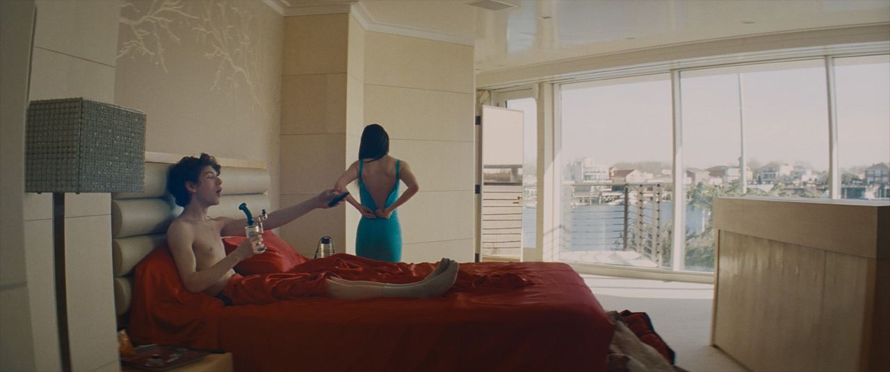 Anora : Foto Yura Borisov