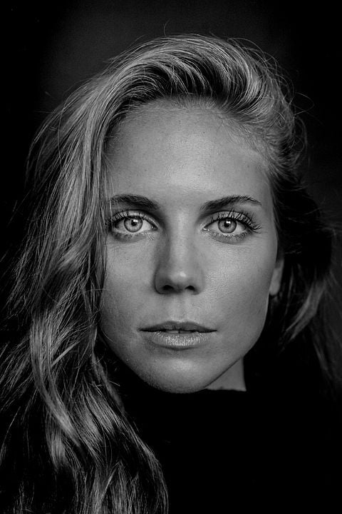 Póster Charlotte Stoiber