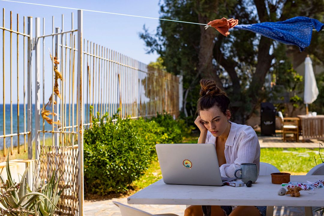 Hot Milk : Foto Emma Mackey