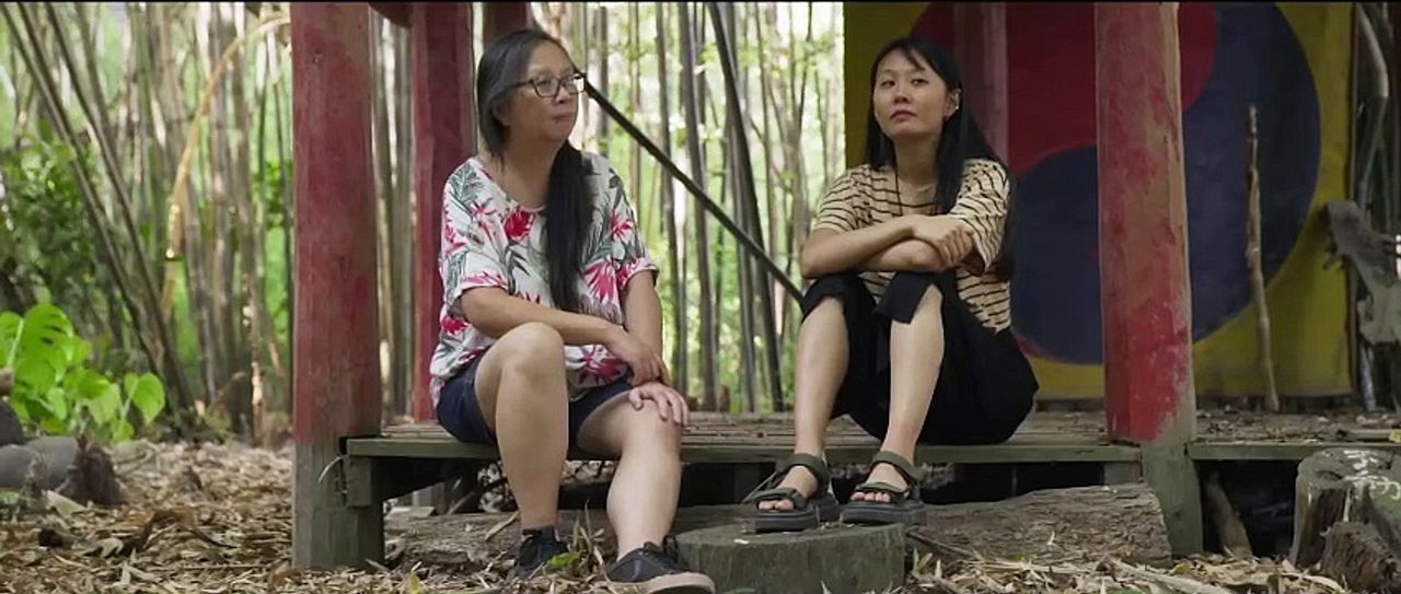 Semillas que caen lejos de sus raíces : Foto