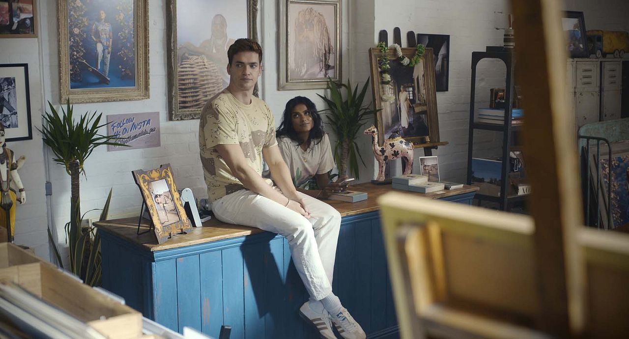 Retrato de un amor a ciegas : Foto Simone Ashley