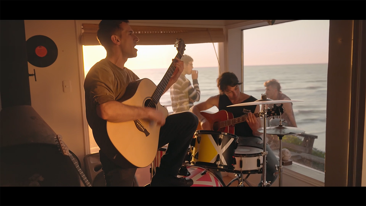 Los PEOPLE IN THE DRAGON : Foto