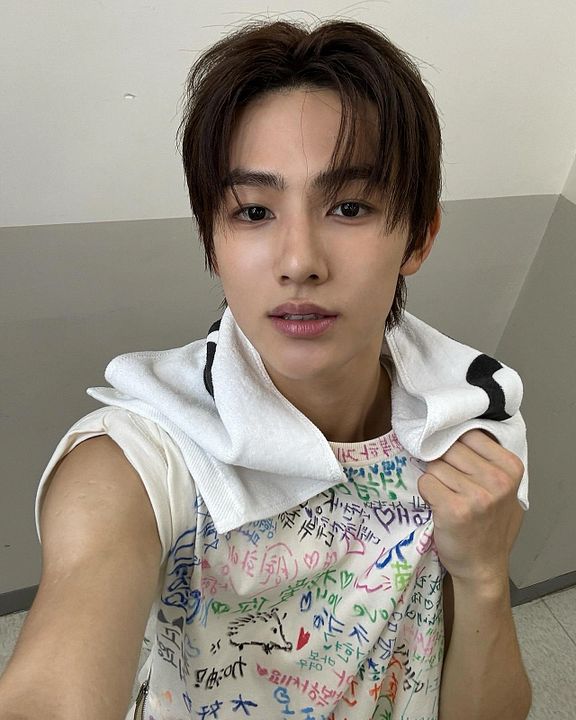 Póster Seonghyeon 