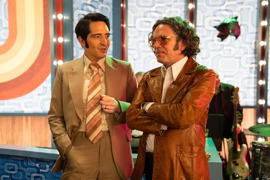 De noche con el diablo : Foto David Dastmalchian