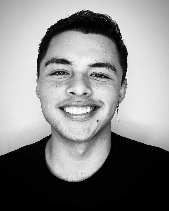 Póster Dión González