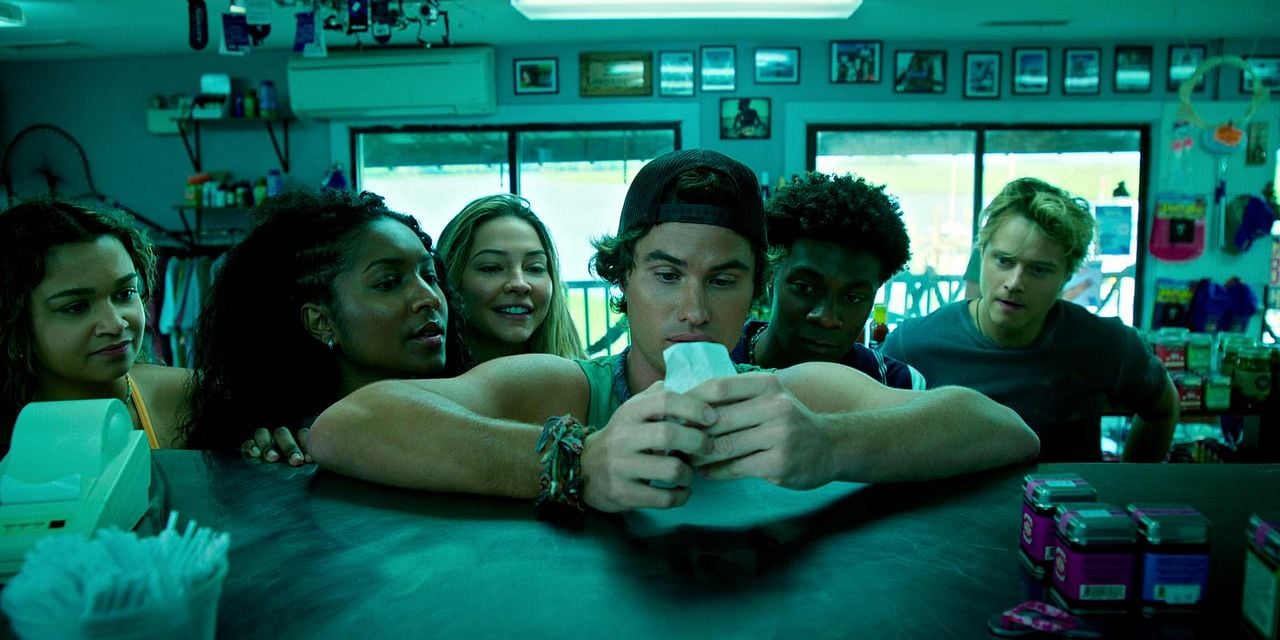 Foto Madelyn Cline, Rudy Pankow