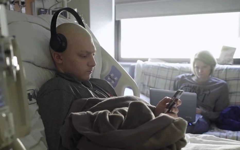 Ali Eats America : Foto