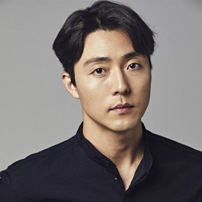 Póster Moo-Saeng Lee