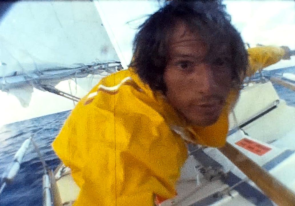 76 Days Adrift : Foto