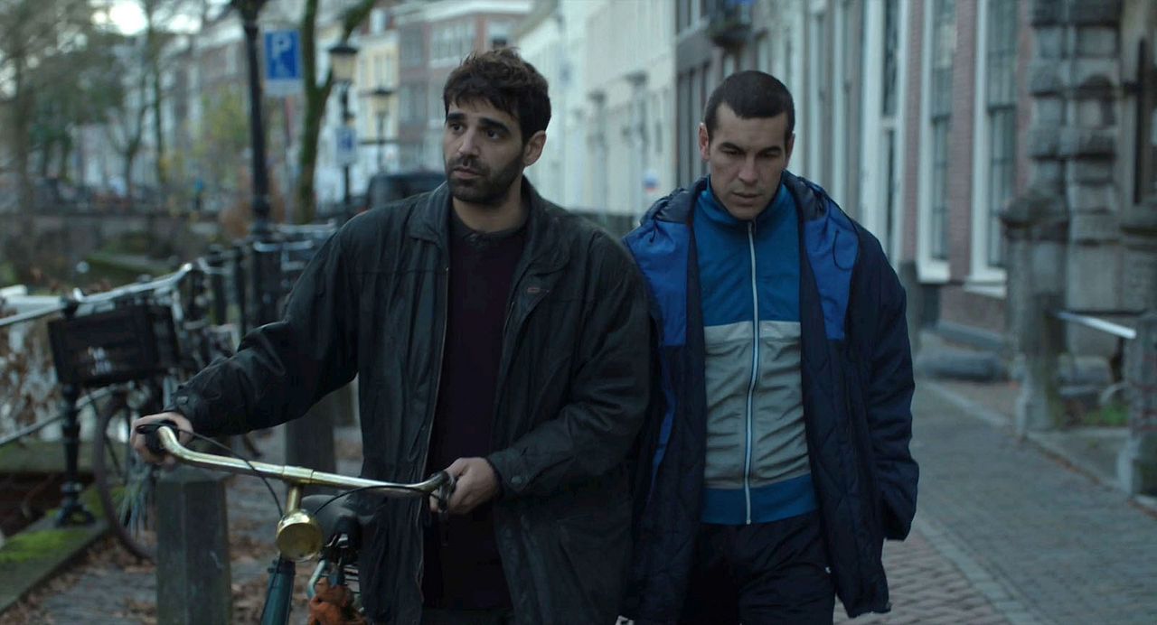 Muy lejos (Zo Ver Weg) : Foto Mario Casas, David Verdaguer