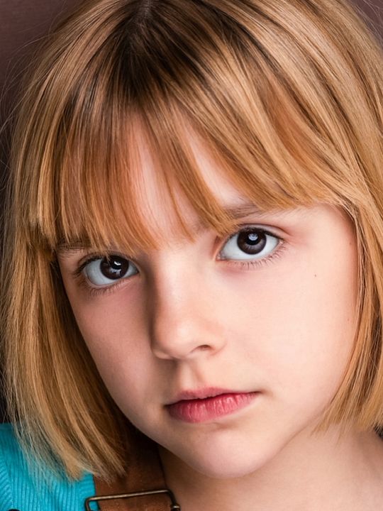 Póster Arabella Olivia Clark