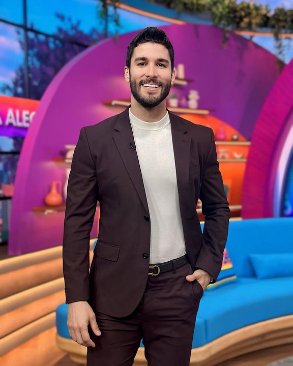 Póster Kike Mayagoitia