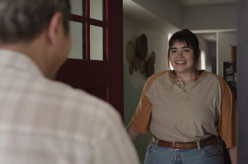 Un mejor papá : Foto Barbie Ferreira, John Leguizamo