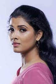 Póster Divya Prabha