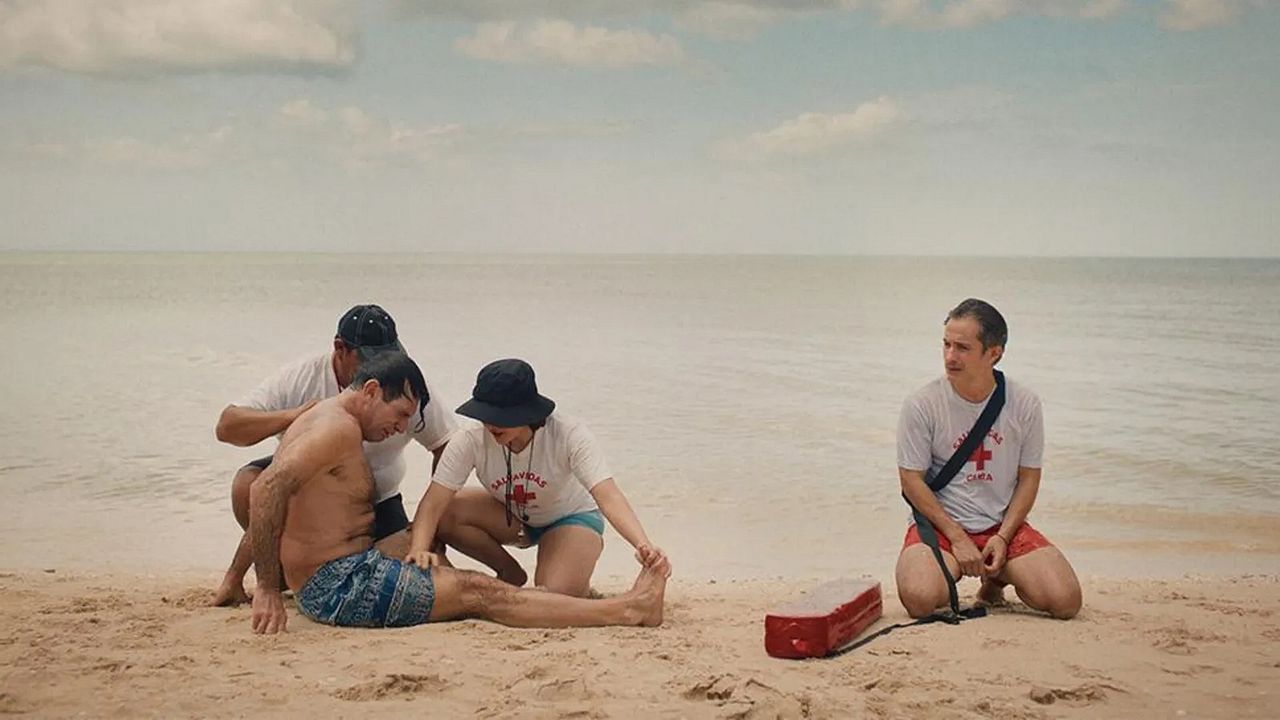 Hombre Al Agua : Foto Gael García Bernal