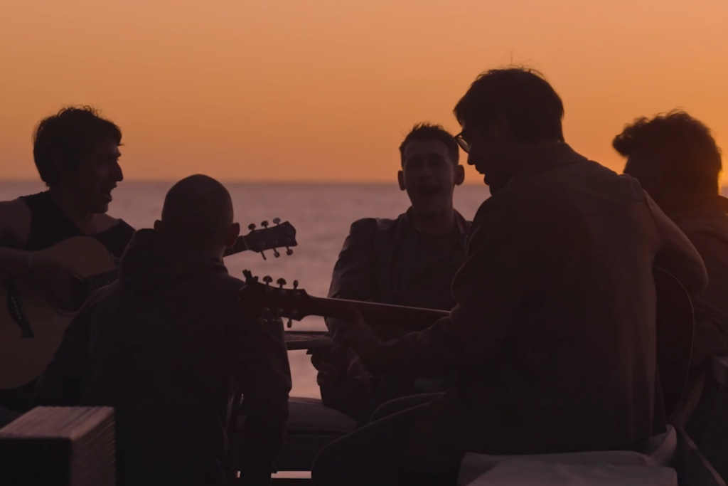 Los PEOPLE IN THE DRAGON : Foto