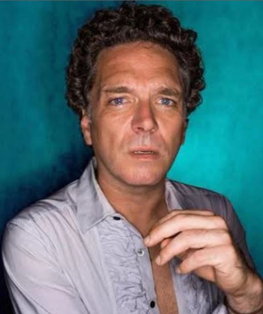 Póster Josh Quong Tart