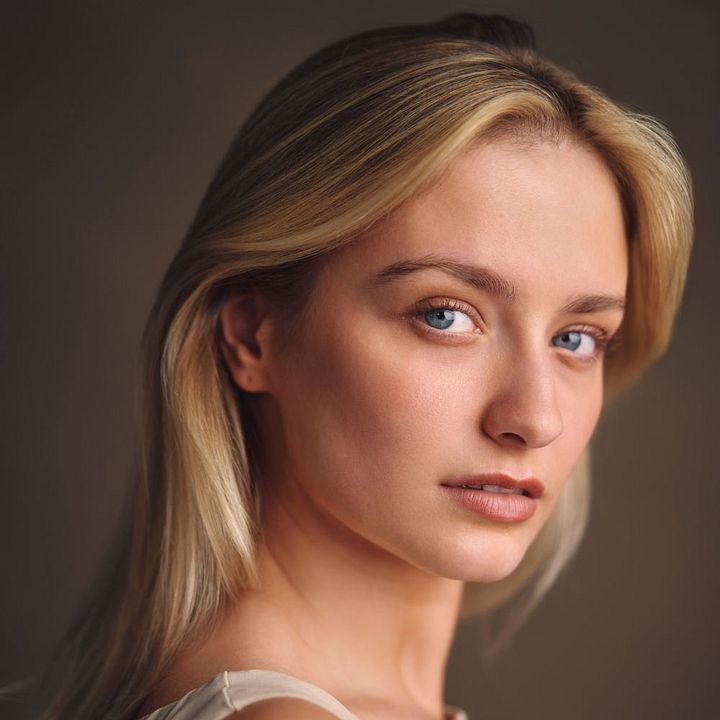 Póster Sophie McGibbon