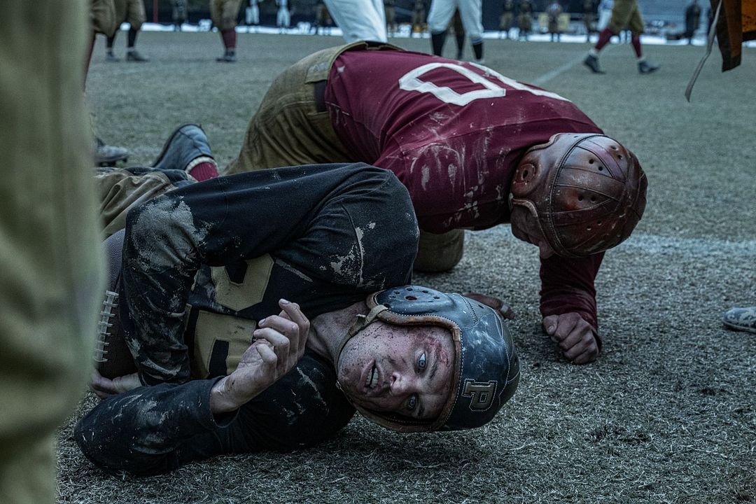 The Mosquito Bowl: Un partido en plena guerra : Foto Ray Nicholson