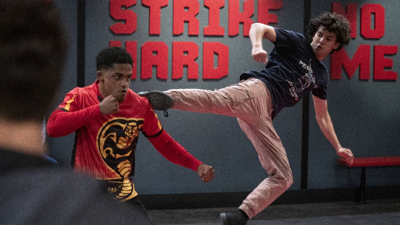 Cobra Kai podría incluir a Jackie Chan en la sexta temporada