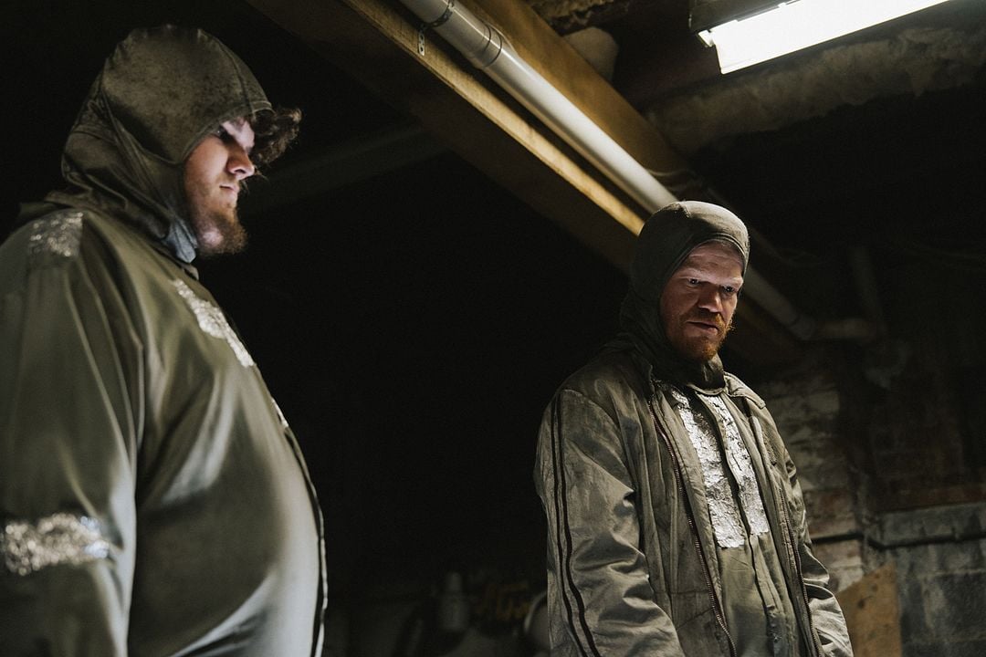 Bugonia : Foto Aidan Delbis, Jesse Plemons