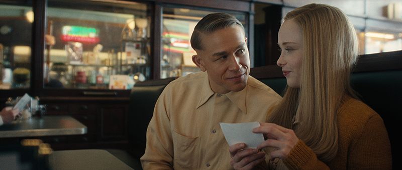 Foto Suzanna Son, Charlie Hunnam