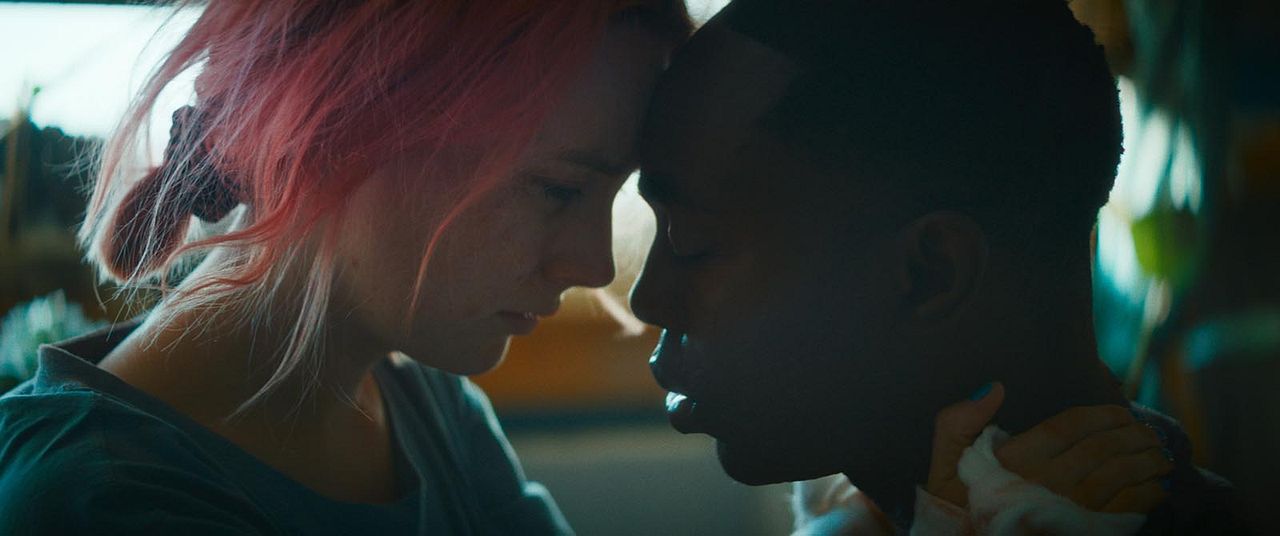 Foto Paapa Essiedu, Saoirse Ronan