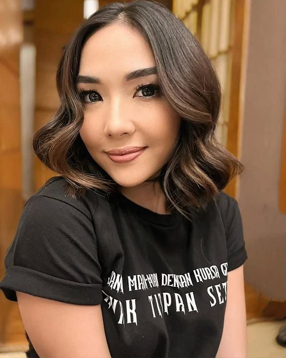 Póster Gisella Anastasia