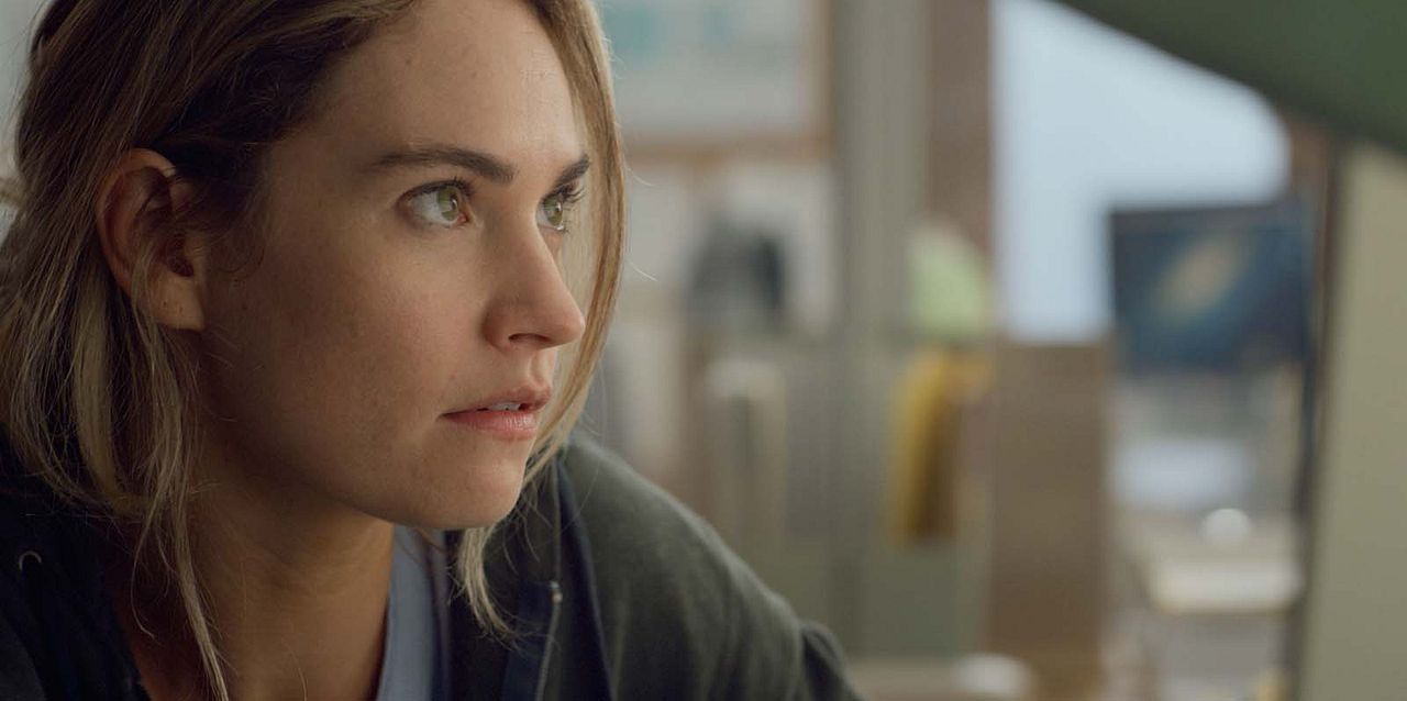 Match: La reina de las apps de citas : Foto Lily James